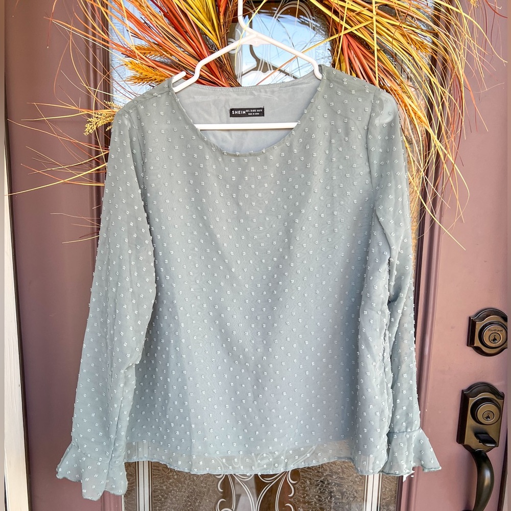 Two Shein Tops - Picture 2 of 7